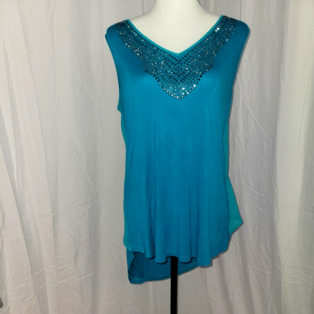 🦜🦜3/$25. WORTHTON L SLEEVELESS BLOUSE